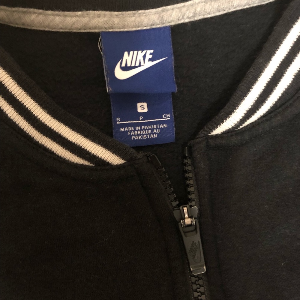 ❌SOLD❌ Classic Nike fleece lined Jacket - Picture 3 of 4